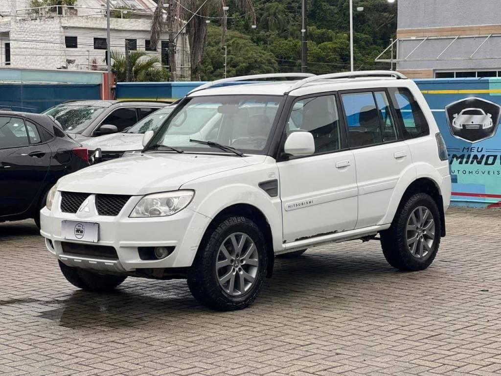 Mitsubishi Pajero 2.0 Flex 16V 4X2 Aut.