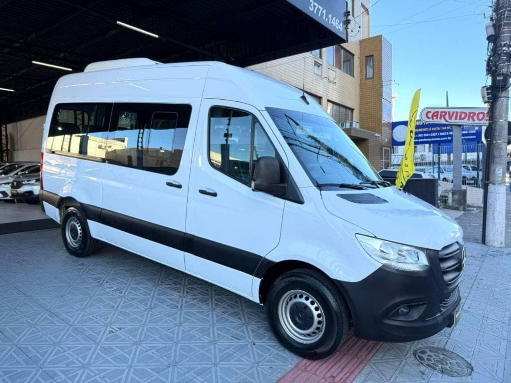 Mercedes-Benz Sprinter 416 VAN 16 LUGARES