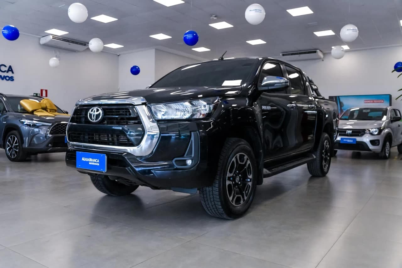 Toyota Hilux 2.8 D-4D TURBO DIESEL CD SRV 4X4 AUTOMÁTICO