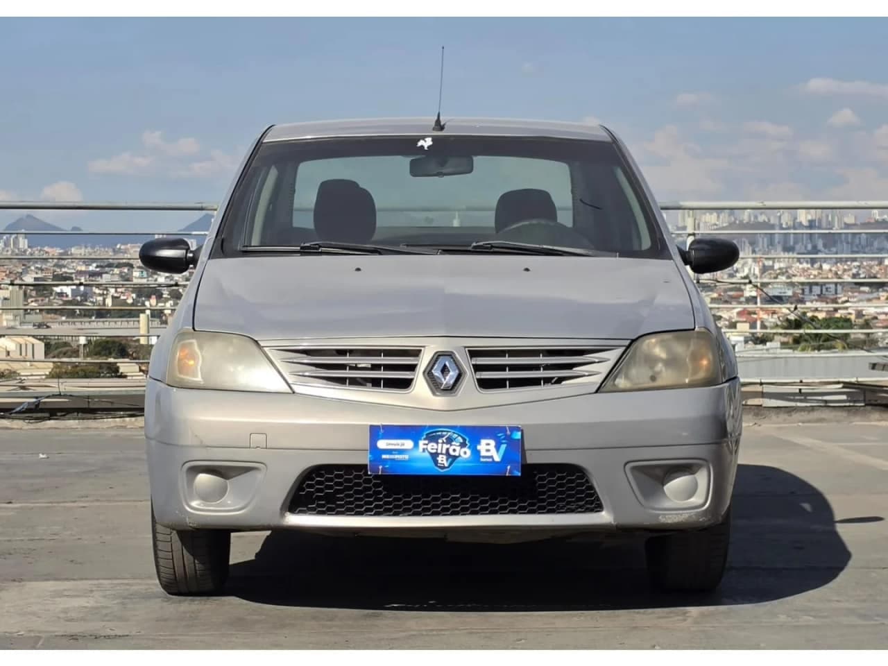 Renault Logan 1.0 AUTHENTIQUE 16V FLEX 4P MANUAL