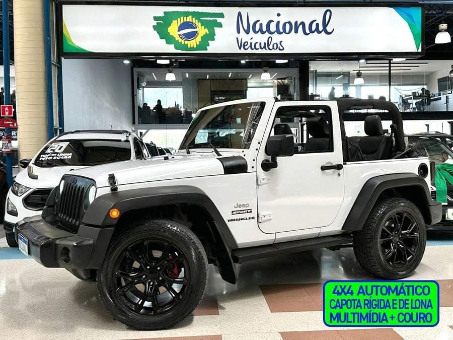 Jeep Wrangler SPORT 4X4 MULTIMÍDIA + COURO (CAPOTA DUPLA)