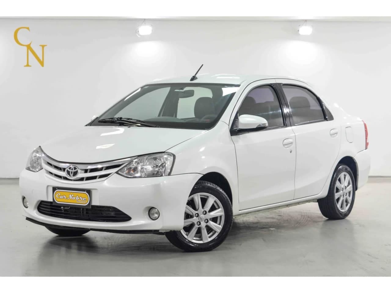 Toyota Etios 1.5 XLS SEDAN 16V FLEX 4P AUTOMÁTICO