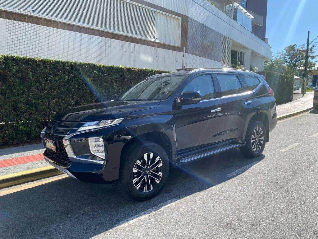Mitsubishi Pajero Sport HPE-S 2.4 4x4 Diesel Aut.