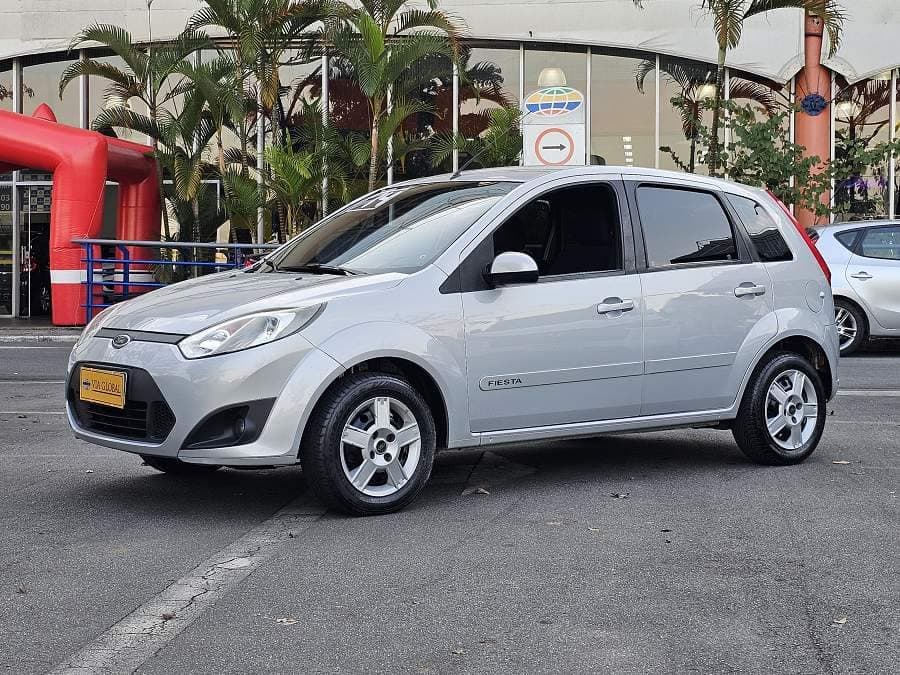 Ford Fiesta 1.6 COMPLETO - OFERTA IMPERDÍVEL - CONFIRA