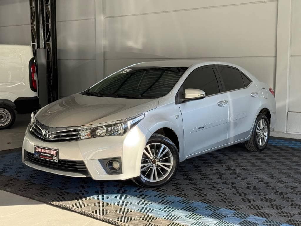 Toyota Corolla ALTIS 2.0