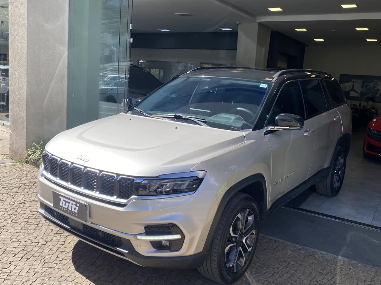 Jeep Commander 2.0 TD380 TURBO DIESEL LIMITED AT9