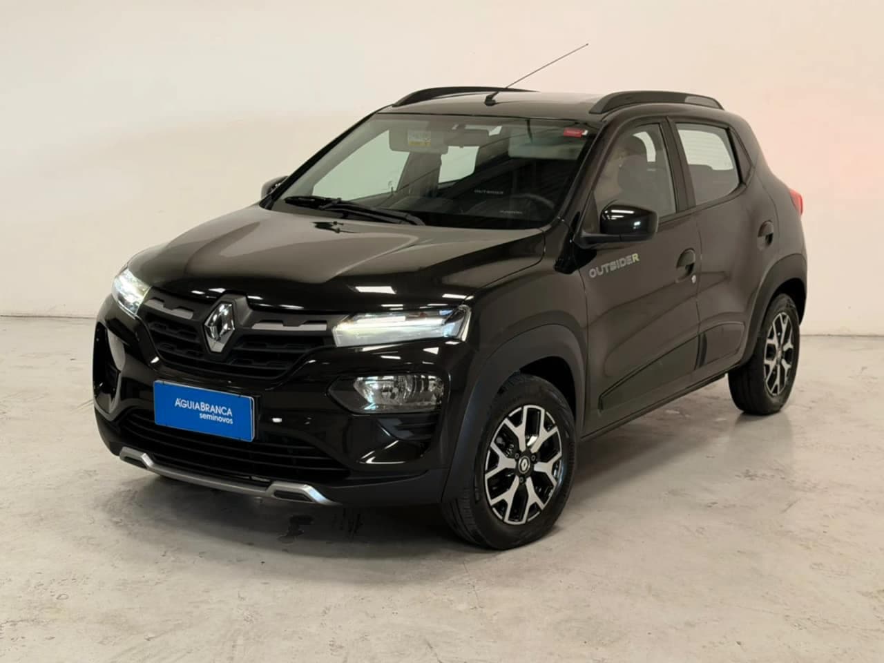 Renault Kwid 1.0 12V SCE FLEX OUTSIDER MANUAL