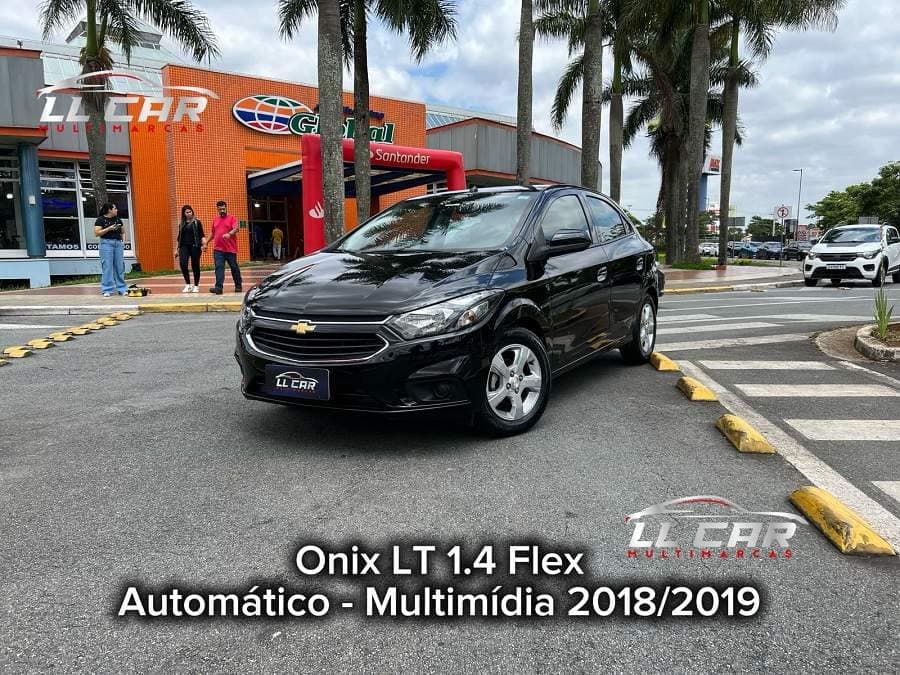 Chevrolet Onix LT 1.4 - MULTIMÍDIA - RODA DE LIGA LEVE