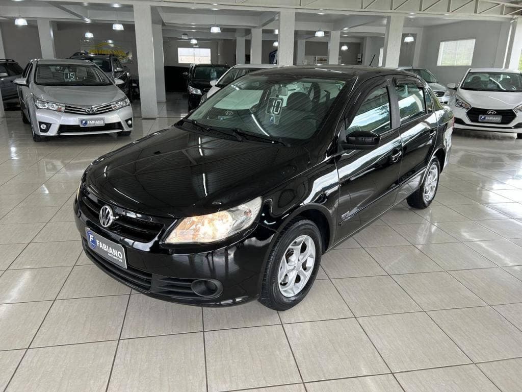 Volkswagen Voyage 1.0 Total Flex 8V 4p