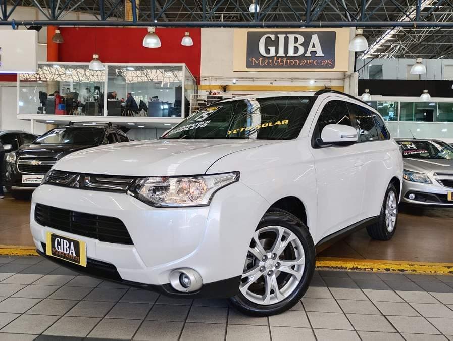 Mitsubishi Outlander 2.0 AUTOMATICO - MUITO NOVO