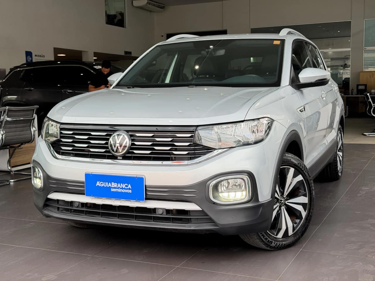Volkswagen T-Cross 1.4 250 TSI TOTAL FLEX HIGHLINE AUTOMÁTICO