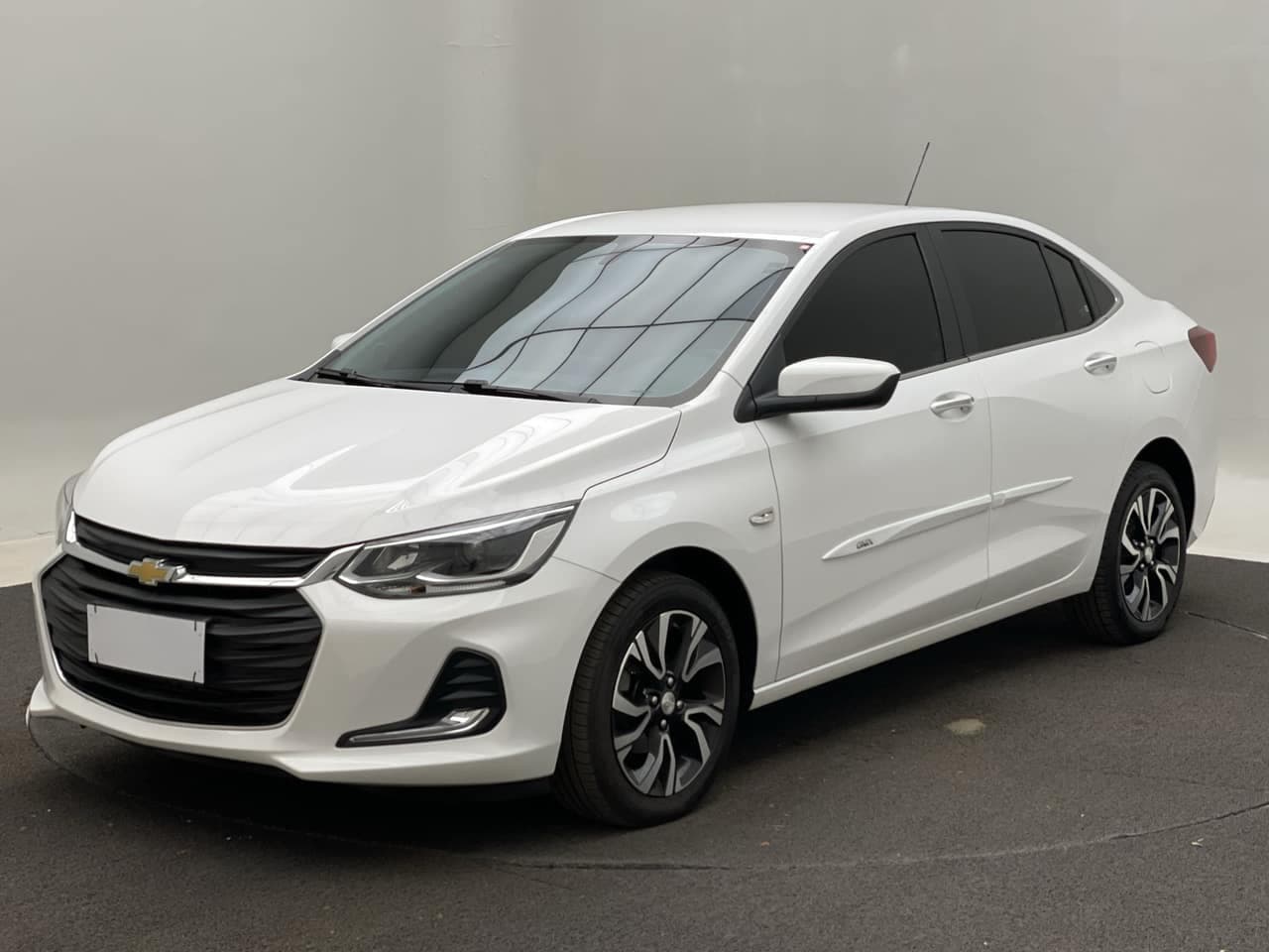 Chevrolet Onix ONIX SED. Plus PREM. 1.0 12V TB Flex Aut