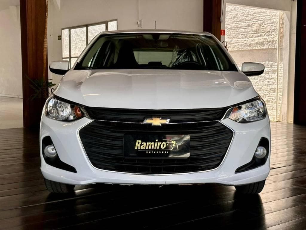 Chevrolet Onix HEV/ 10MT LT2
