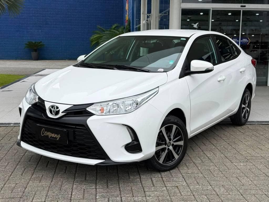 Toyota Yaris XL Sedan 1.5 Flex 16V 4p Aut.