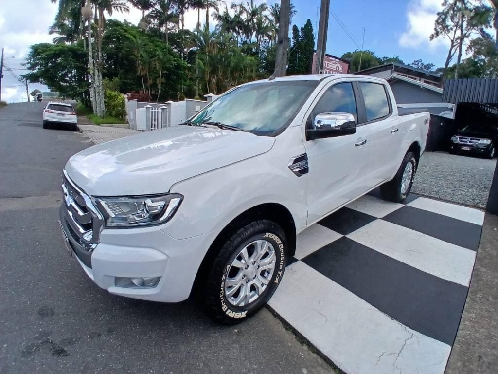 Ford Ranger 3.2 XLT 4X4 CD DIESEL AUT. 20V