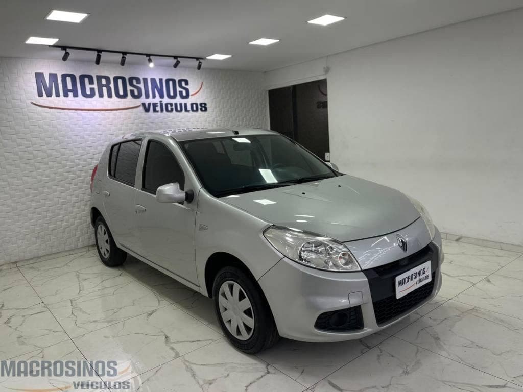 Renault Sandero Authentique Hi-Flex 1.0