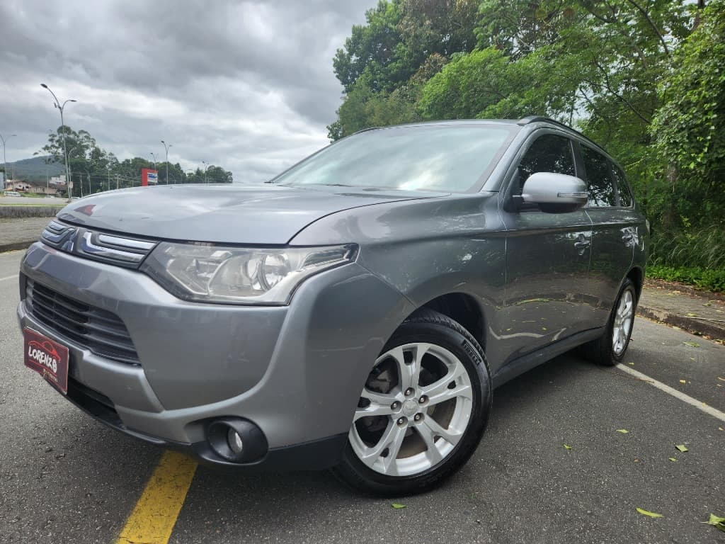 Mitsubishi Outlander 2.0