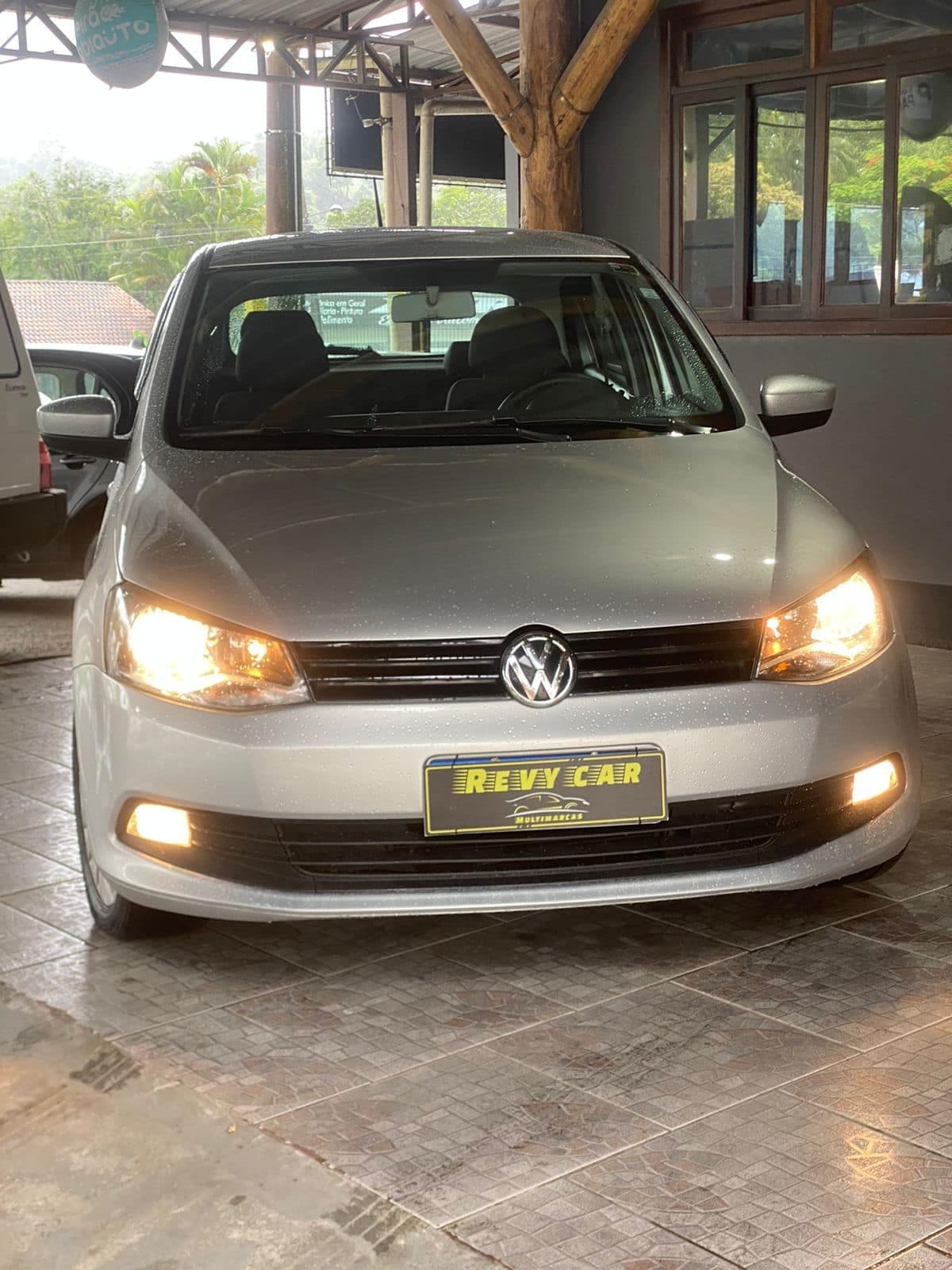 Volkswagen Gol (novo) 1.0 Mi Total Flex 8V 4p