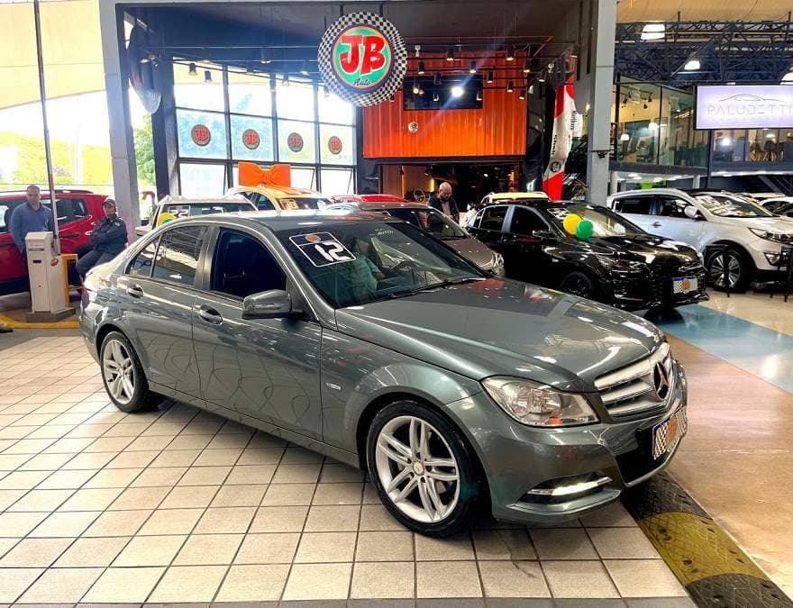 Mercedes-Benz C-180 C 180 CGI CLASSIC 1.8 TURBO AUTOMÁTICO