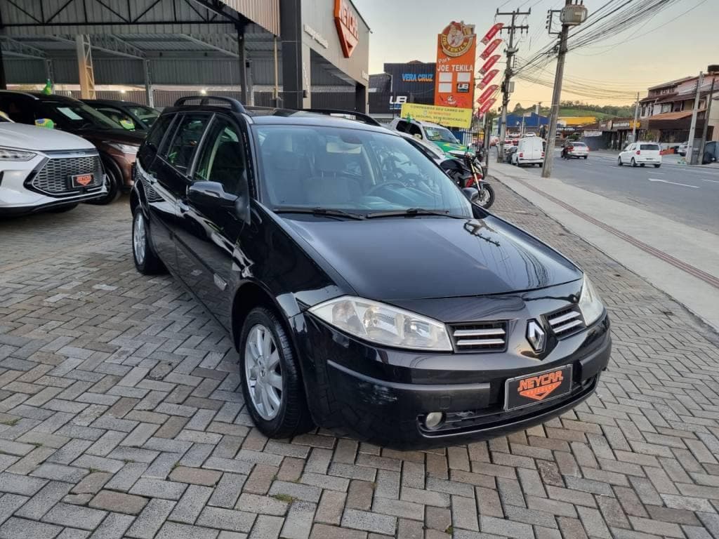 Renault Mégane DYNAMIQUE 1.6 HI-FLEX