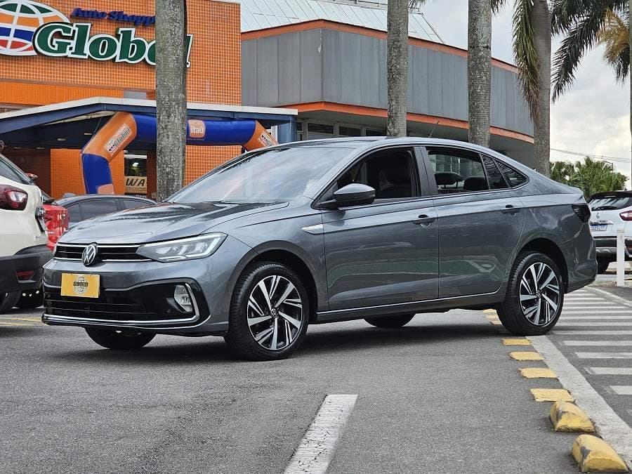Volkswagen Virtus 1.0 TSI HIGHLINE AT+COURO+MULTIMÍDIA E 31.000KM