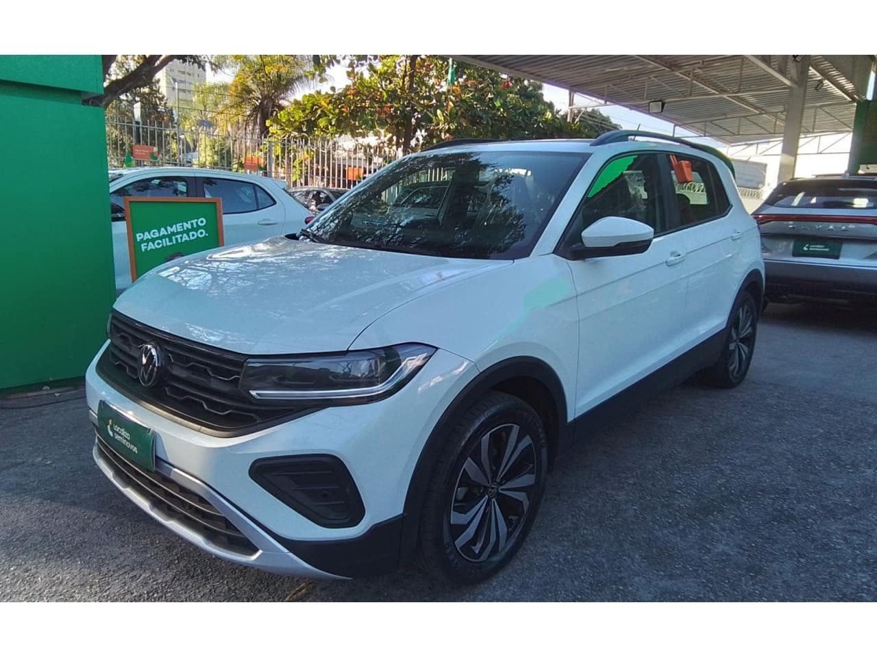 Volkswagen T-Cross 1.0 200 TSI TOTAL FLEX AUTOMÁTICO