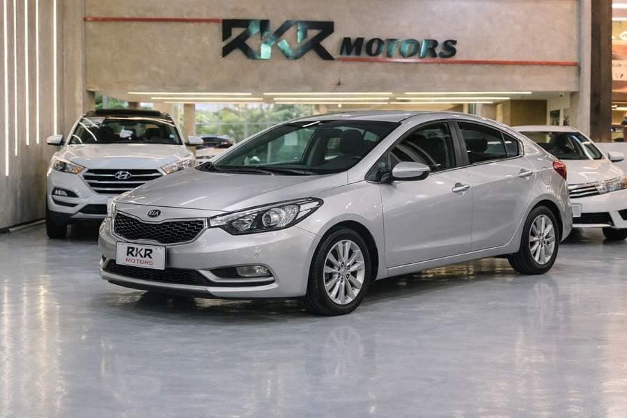 Kia Cerato 1.6 SX 16V