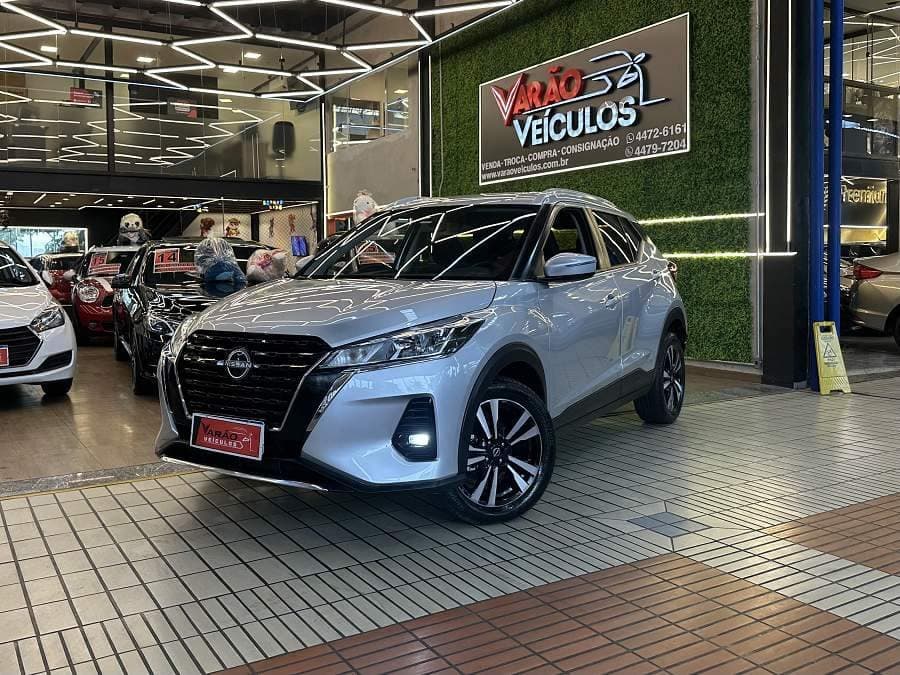 Nissan Kicks 1.6 PLAY SENSE - AUTOMÁTICO - COMPLETO