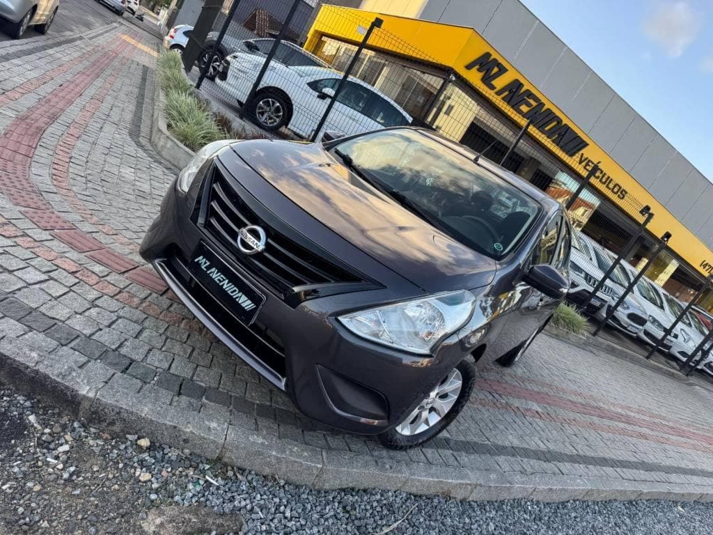 Nissan Versa 1.6 SV AUT CVT 2020