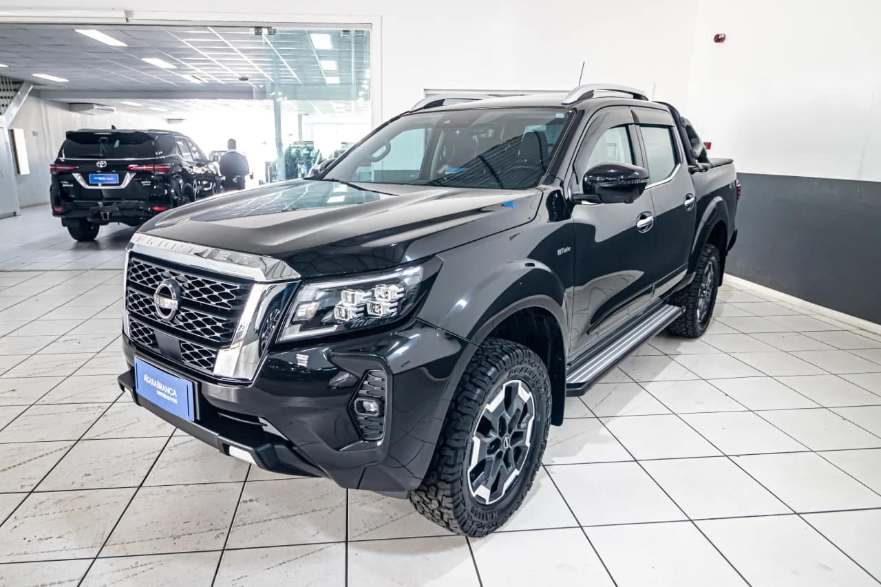 Nissan Frontier 2.3 16V TURBO DIESEL PLATINUM CD 4X4 AUTOMÁTICO