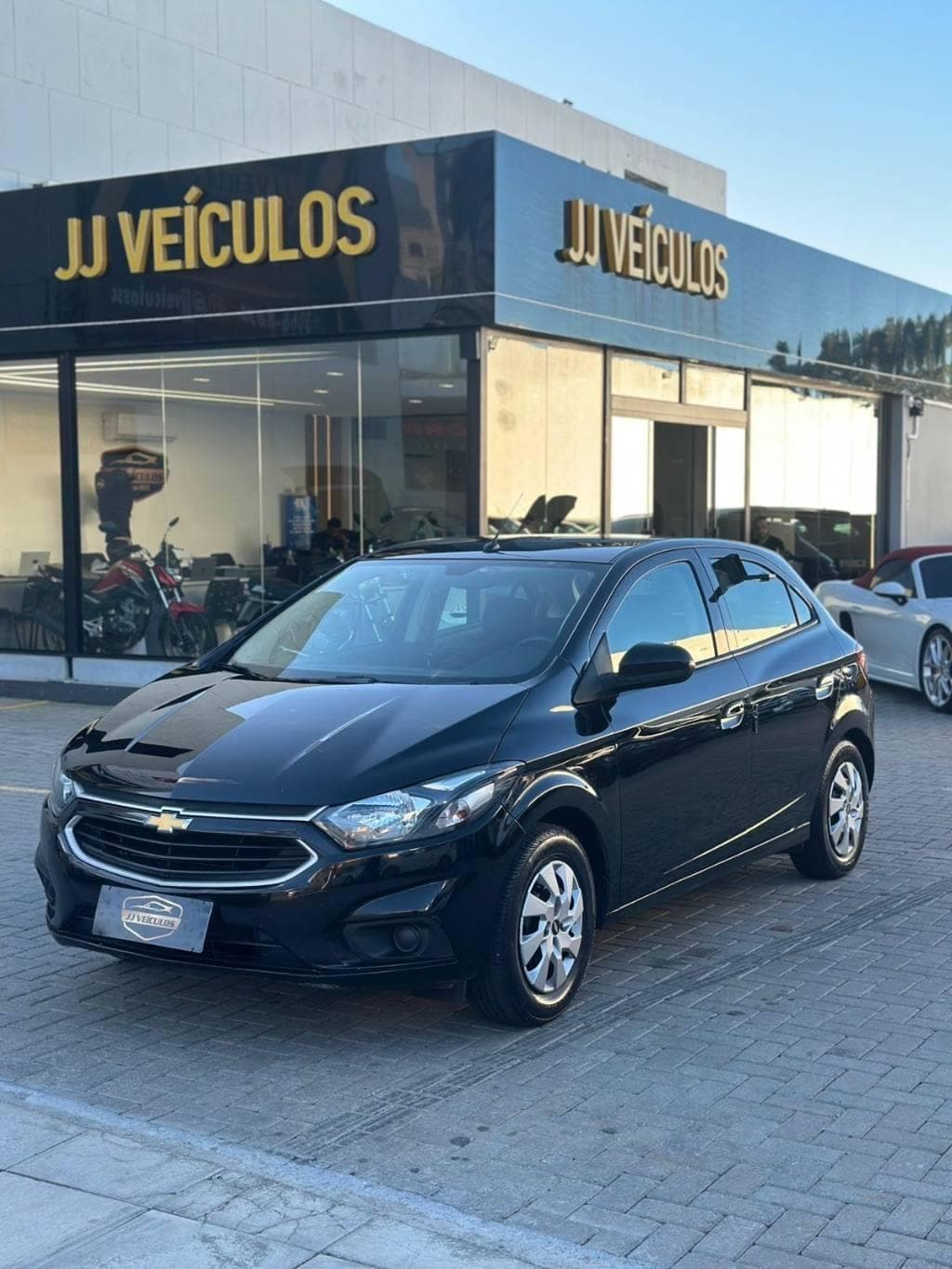 Chevrolet Onix HATCH LT 1.0 8V FlexPower 5p Mec.
