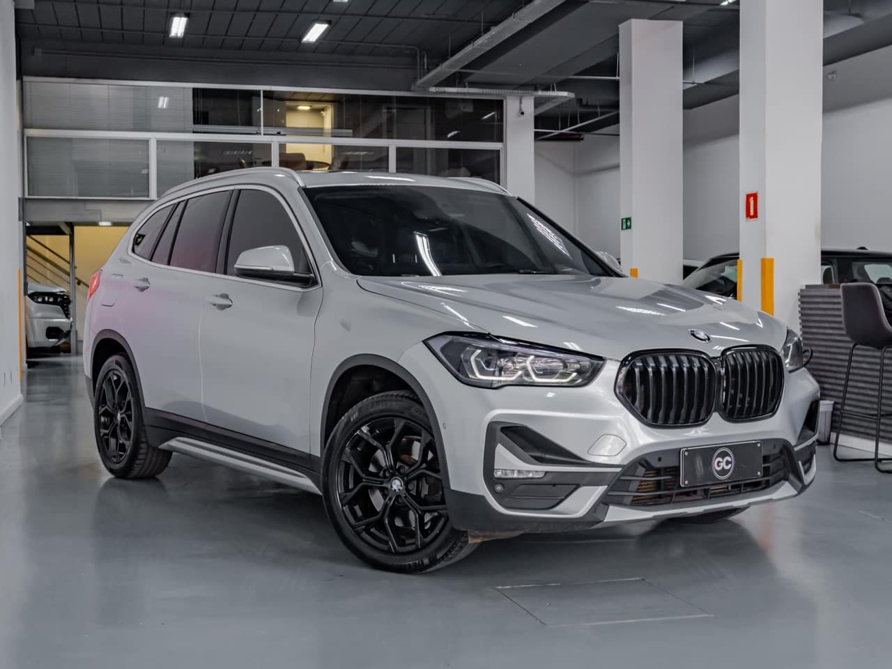 BMW X1 2.0 16V TURBO ACTIVEFLEX SDRIVE20I X-LINE 4P AUTOMÁTICO