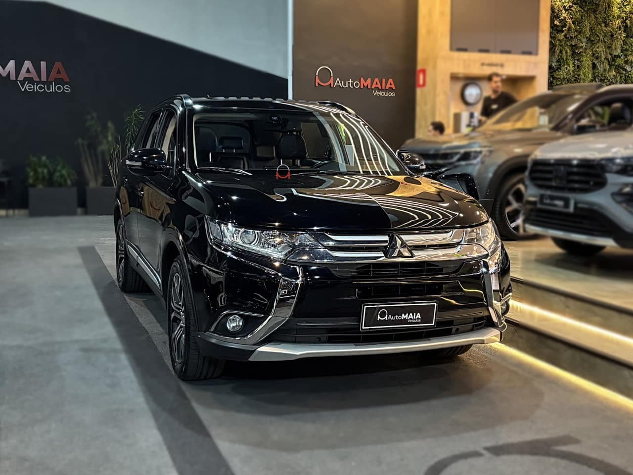 Mitsubishi Outlander 2.0 16V GASOLINA 4P AUTOMÁTICO