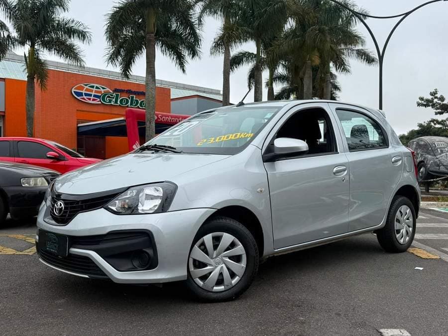 Toyota Etios 1.3 X 16V FLEX 4P AUTOMÁTICO