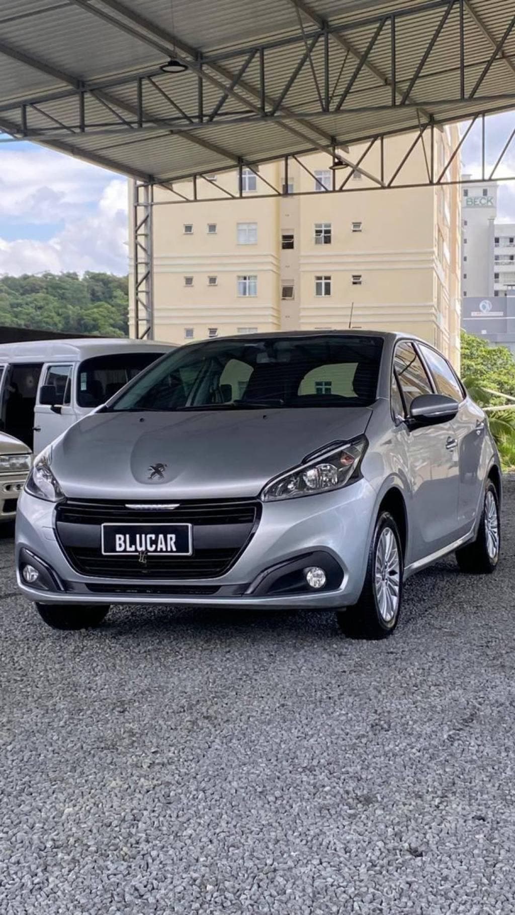 Peugeot 208 Active 1.2 Flex 12V 5p Mec.