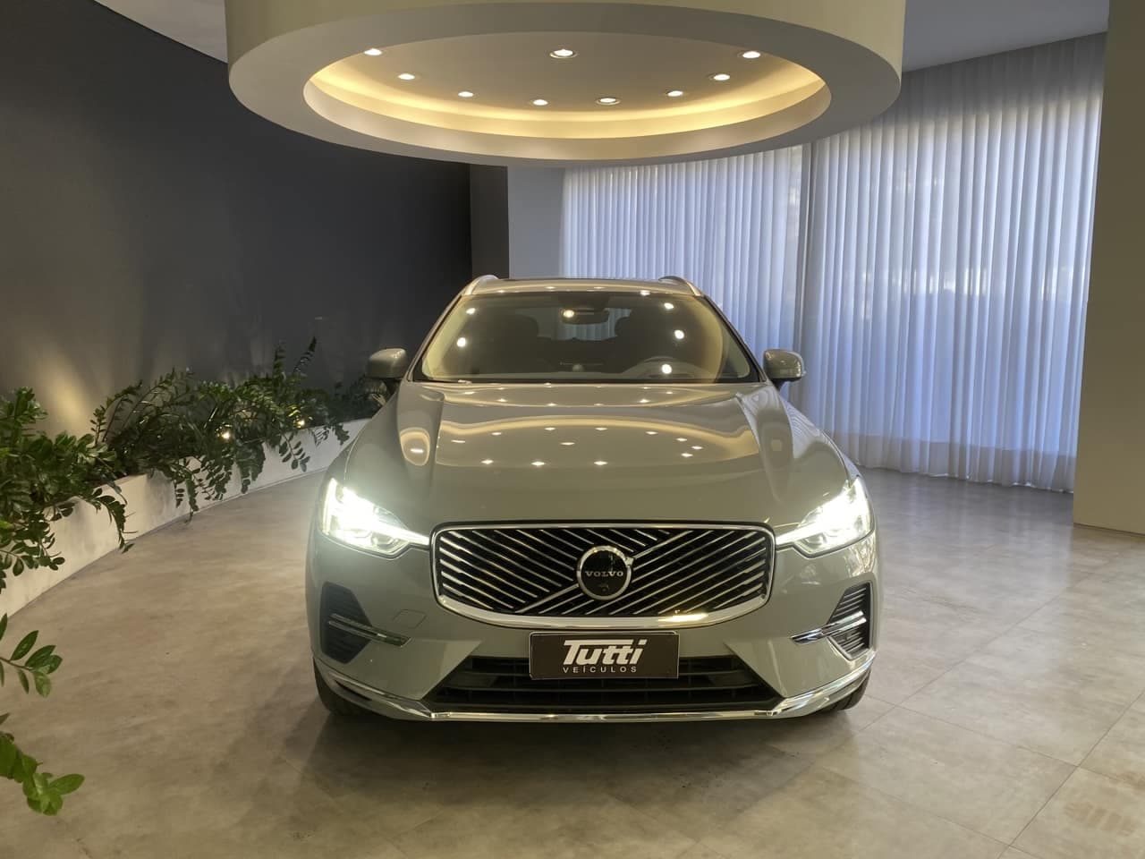 Volvo XC60 2.0 T8 PHEV ULTRA AWD GEARTRONIC