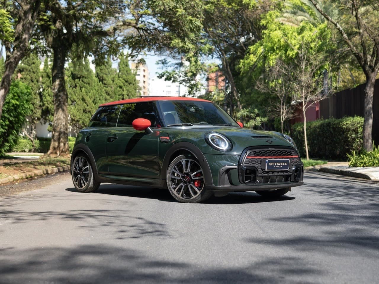 MINI Cooper 2.0 16V TWINPOWER GASOLINA JOHN COOPER WORKS 2P STEPTRONIC