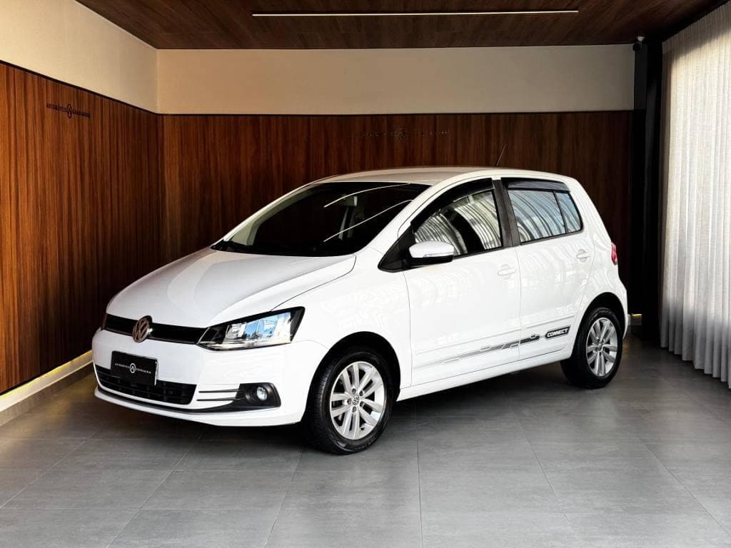 Volkswagen Fox Connect 1.6 Flex 8V 5p