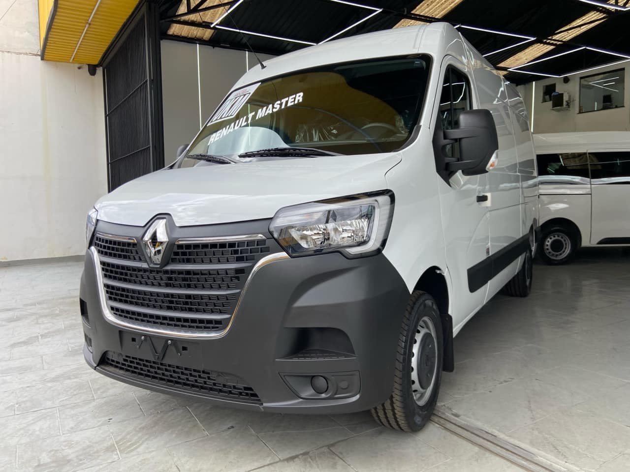 Renault Master 2.3 DCI DIESEL EXTRA PRO L3H2 3P MANUAL