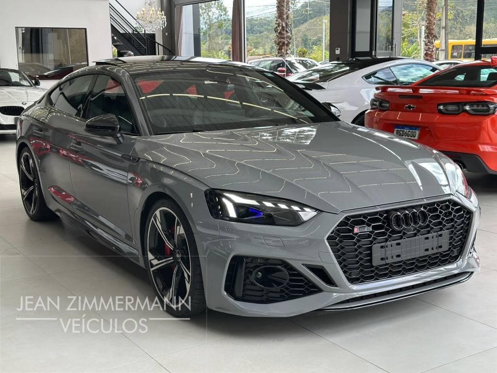 Audi RS5 AUDI RS5 SB COMP PLUS
