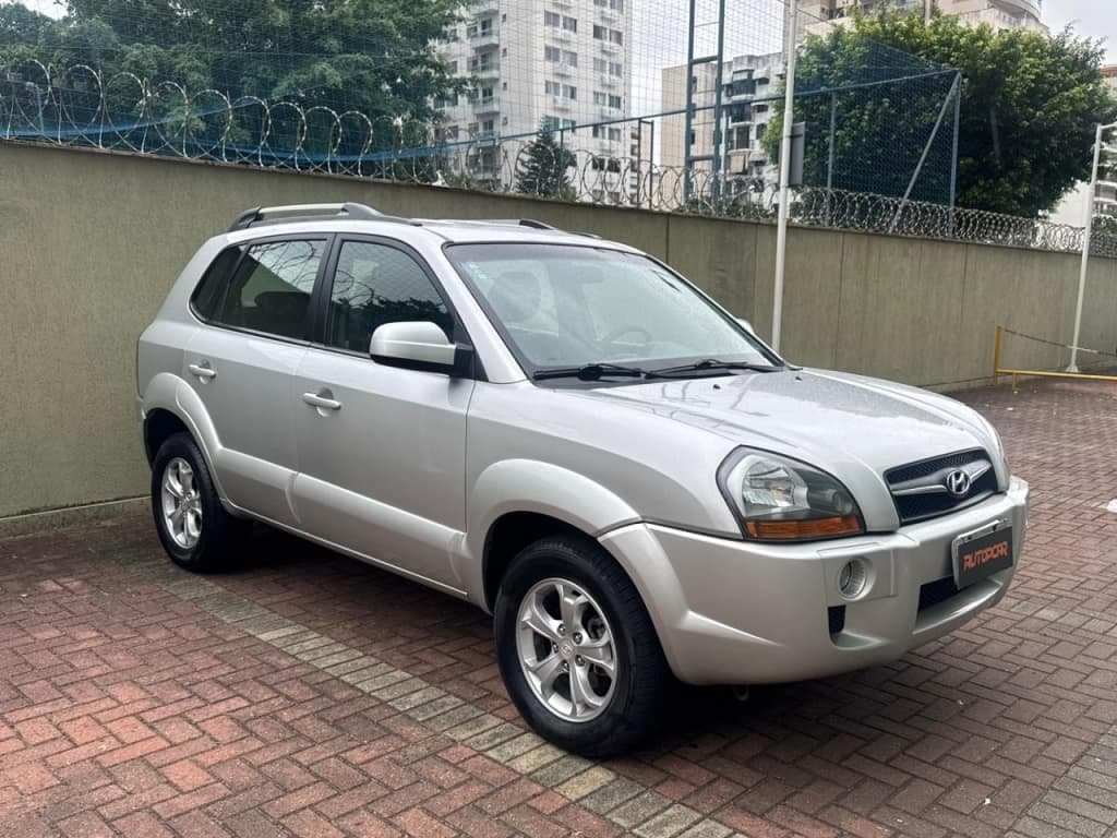 Hyundai Tucson 2.0 MPFI GLS 16V 143CV 2WD FLEX 4P AUTOMÁTICO