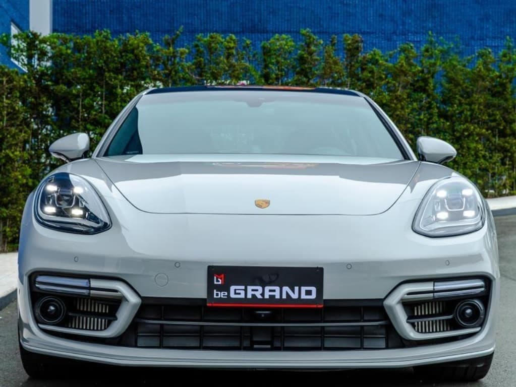 Porsche Panamera 4S