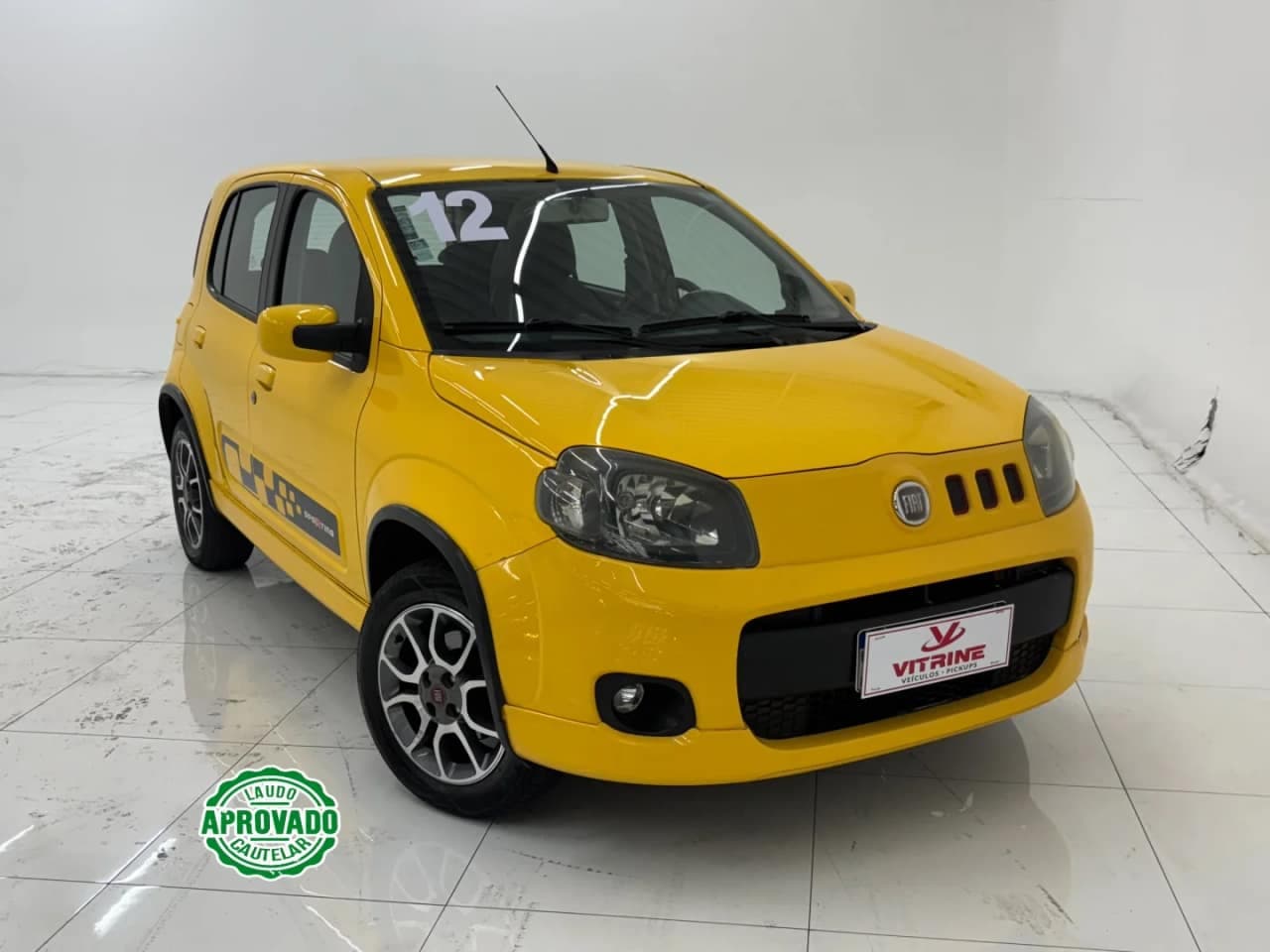 Fiat Uno 1.4 SPORTING 8V FLEX 4P MANUAL