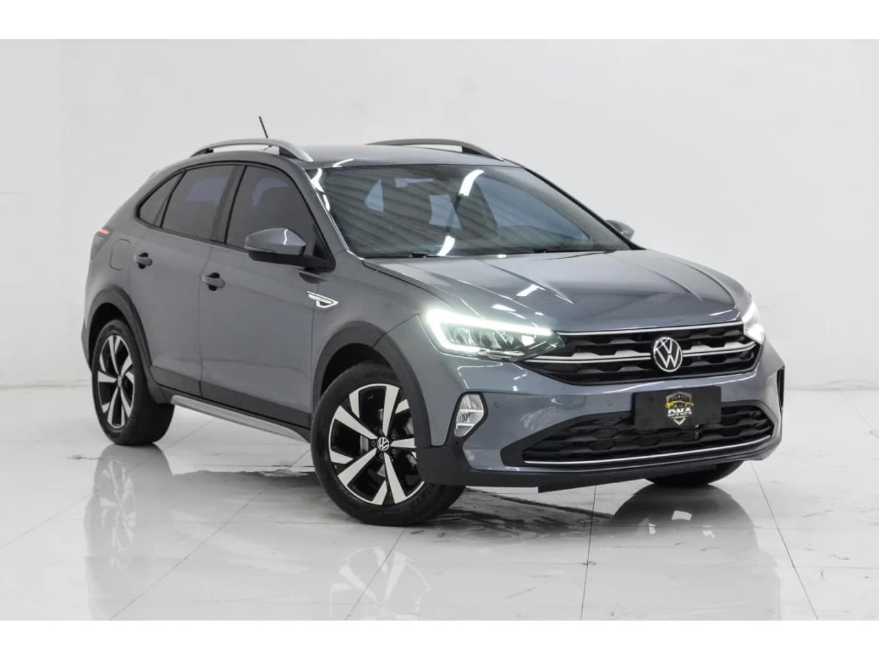 Volkswagen Nivus 1.0 200 TSI TOTAL FLEX HIGHLINE AUTOMÁTICO