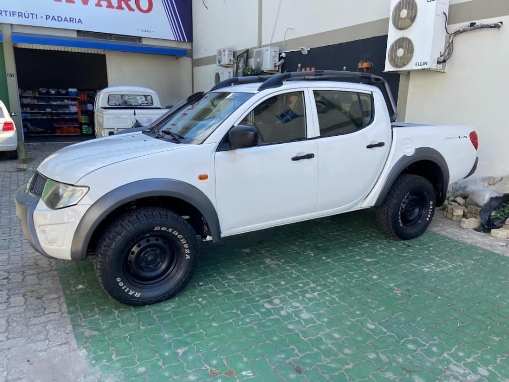 Mitsubishi L200 Triton Savana 4x4