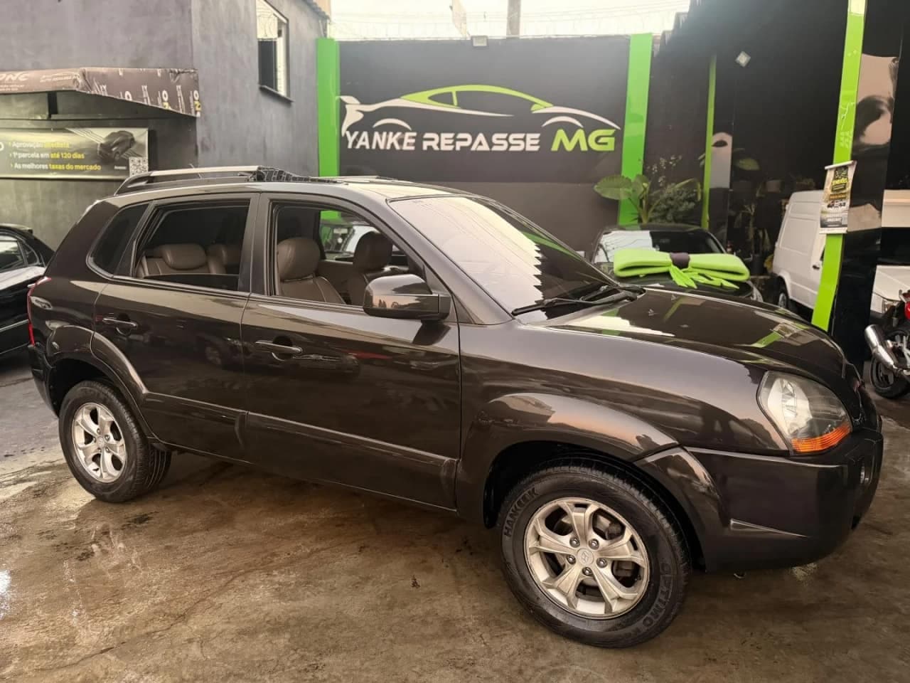 Hyundai Tucson 2.0 MPFI GL 16V 142CV 2WD GASOLINA 4P AUTOMÁTICO