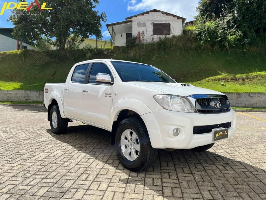 Toyota Hilux CD 4X4 SRV