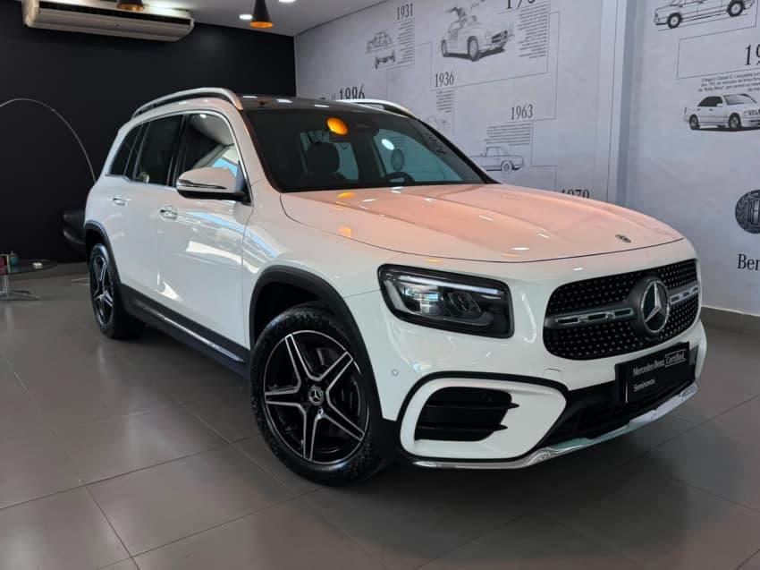 Mercedes-benz Glb 220 2.0 Mhev Amg Line 4matic 8g-dct Hibrido 4p Automatico 2025