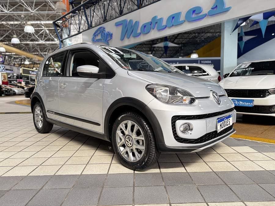 Volkswagen Cross UP 1.0 TSI FLEX - MANUAL