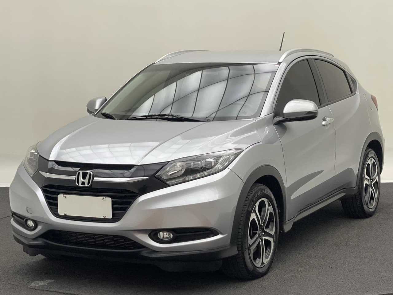 Honda HR-V HR-V Touring 1.8 Flexone 16V 5p Aut.